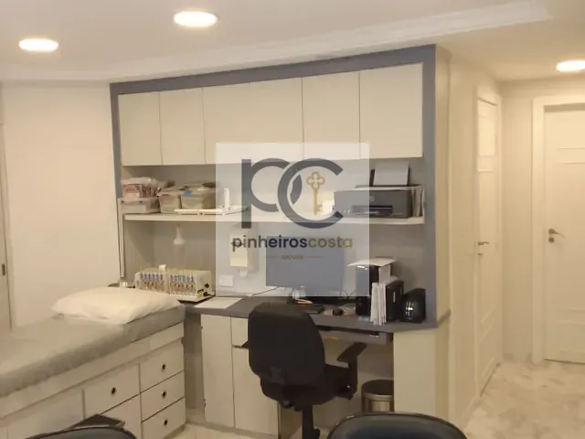 Conjunto comercial à venda ou para alugar, no bairro Cerqueira César em São Paulo