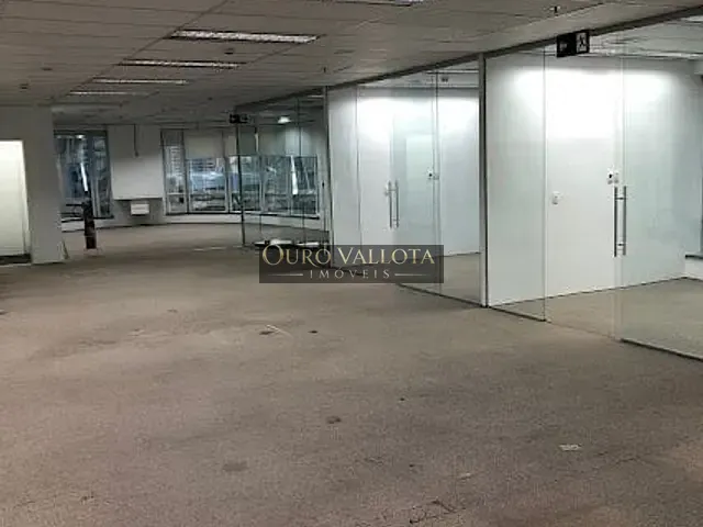 Conjunto comercial com 331m², para alugar, no bairro Cidade Monções em São Paulo