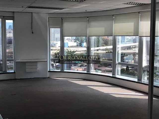 Conjunto comercial com 331m², para alugar, no bairro Cidade Monções em São Paulo