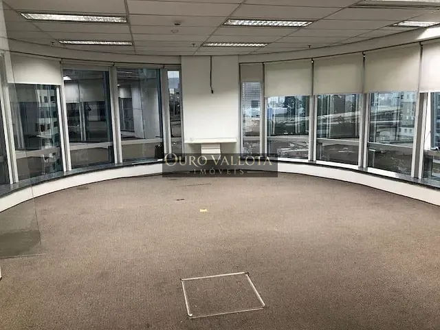 Conjunto comercial com 331m², para alugar, no bairro Cidade Monções em São Paulo