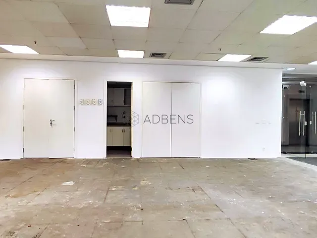 Conjunto comercial para alugar, no bairro Vila Olímpia em São Paulo