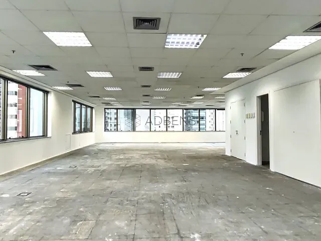 Conjunto comercial para alugar, no bairro Vila Olímpia em São Paulo