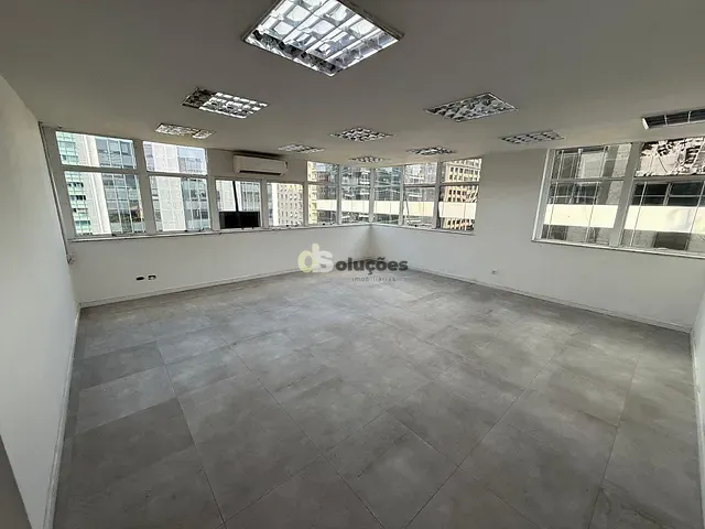 Conjunto comercial para alugar, no bairro Cerqueira César em São Paulo