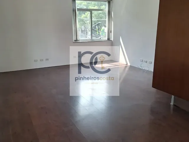 Conjunto comercial para alugar, no bairro Vila Madalena em São Paulo