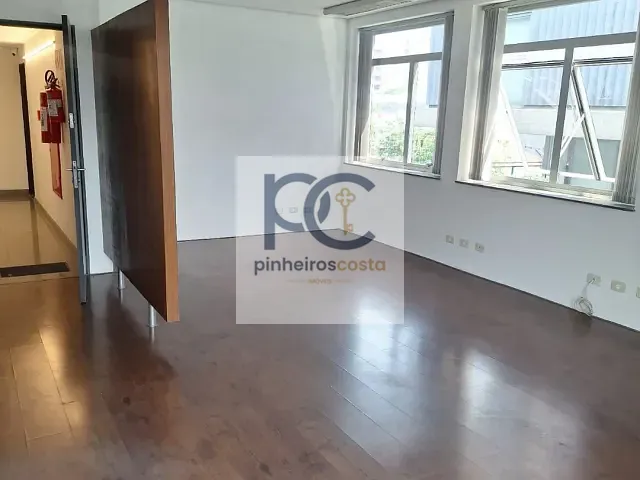 Conjunto comercial para alugar, no bairro Vila Madalena em São Paulo