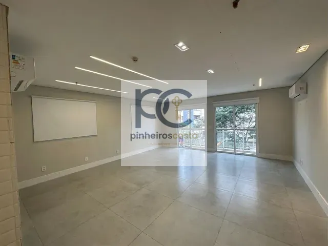 Conjunto comercial com 50m², à venda ou para alugar, no bairro Brooklin Paulista em São Paulo