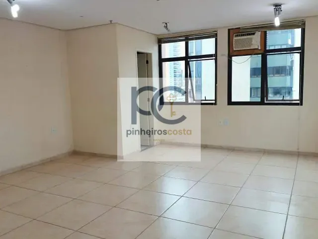 Conjunto comercial à venda ou para alugar, no bairro Chácara Santo Antônio (Zona Sul) em São Paulo