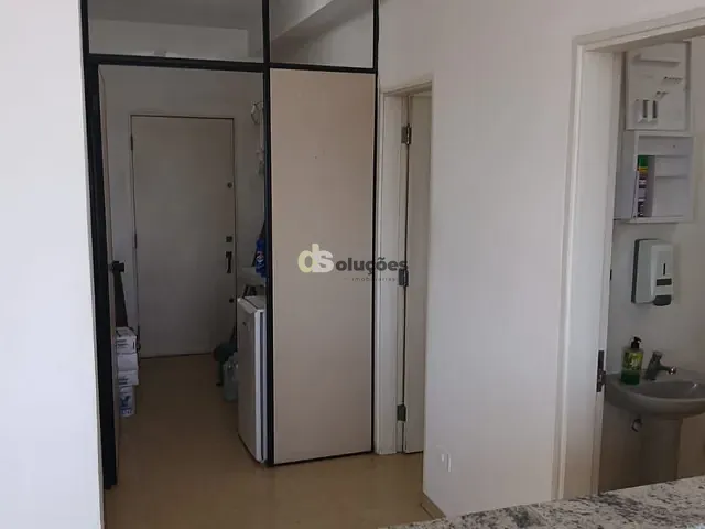 Conjunto comercial à venda ou para alugar, no bairro República em São Paulo