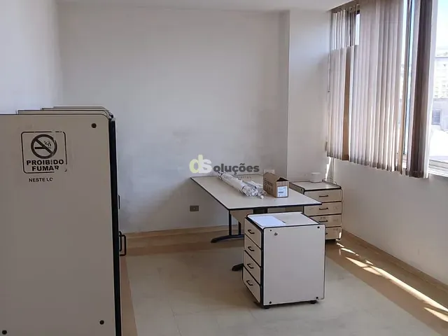 Conjunto comercial à venda ou para alugar, no bairro República em São Paulo