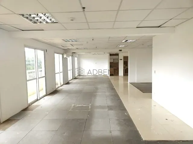 Conjunto comercial para alugar, no bairro Vila Almeida em São Paulo