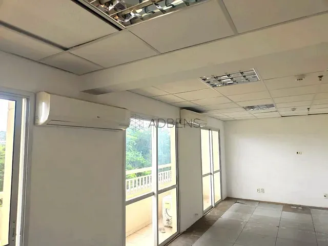 Conjunto comercial para alugar, no bairro Vila Almeida em São Paulo
