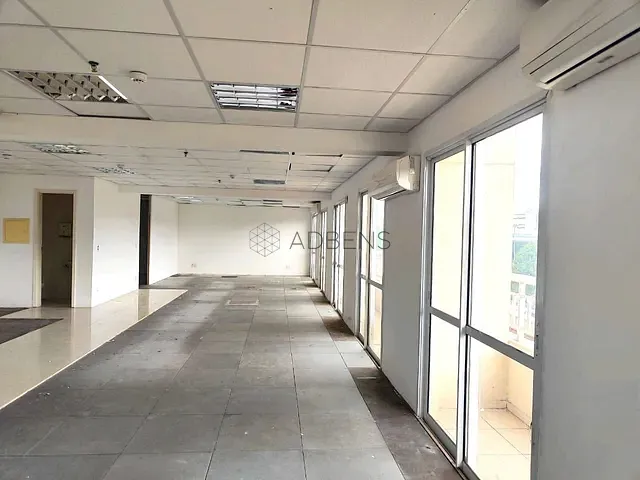 Conjunto comercial para alugar, no bairro Vila Almeida em São Paulo