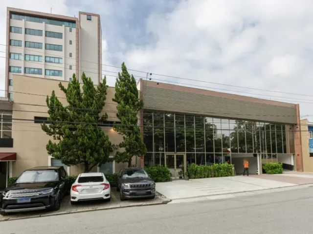 Conjunto comercial com 70m², para alugar, no bairro Vila Tramontano em São Paulo