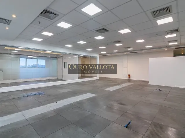 Conjunto comercial com 296m², para alugar, no bairro Butantã em São Paulo