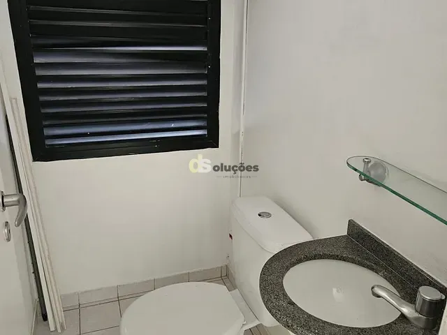 Conjunto comercial à venda, no bairro Liberdade em São Paulo