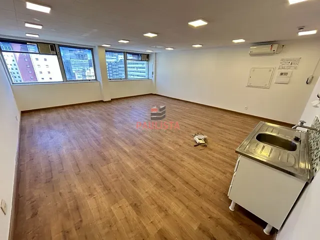 Conjunto comercial para alugar, no bairro Bela Vista em São Paulo