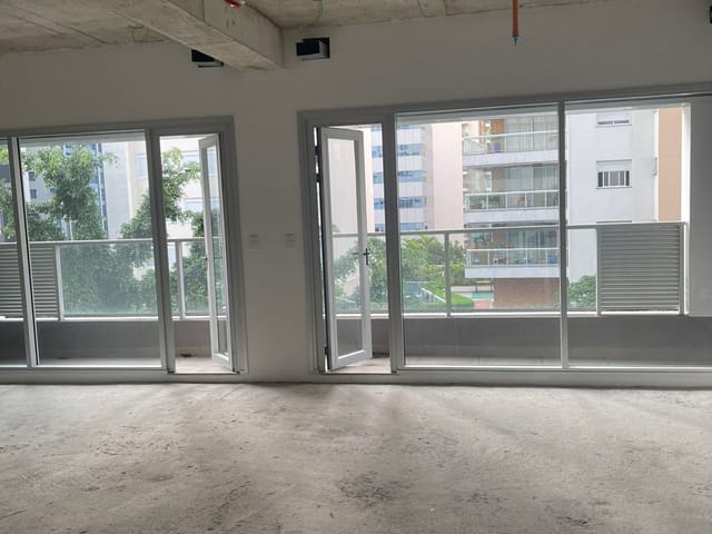 Conjunto comercial com 71m², para alugar, no bairro Cerqueira César em São Paulo
