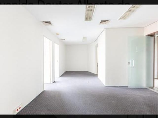 Conjunto comercial com 60m², para alugar, no bairro Vila Tramontano em São Paulo