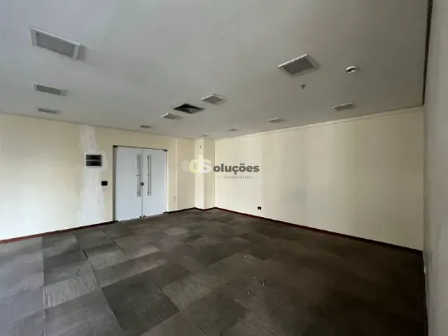 Conjunto comercial à venda ou para alugar, no bairro Vila Olímpia em São Paulo