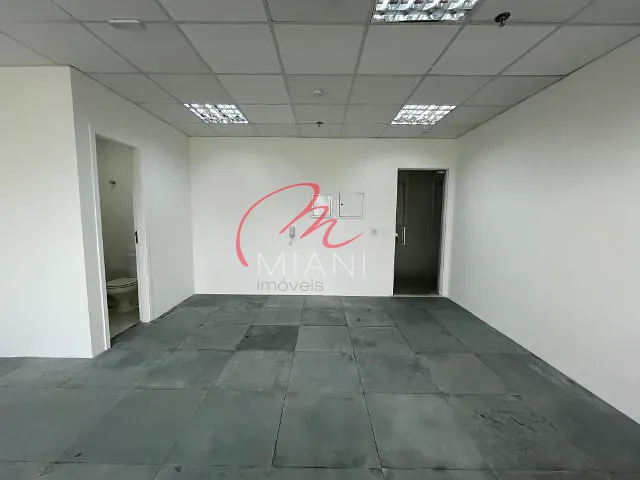 Conjunto comercial com 48m², para alugar, no bairro Água Branca em São Paulo