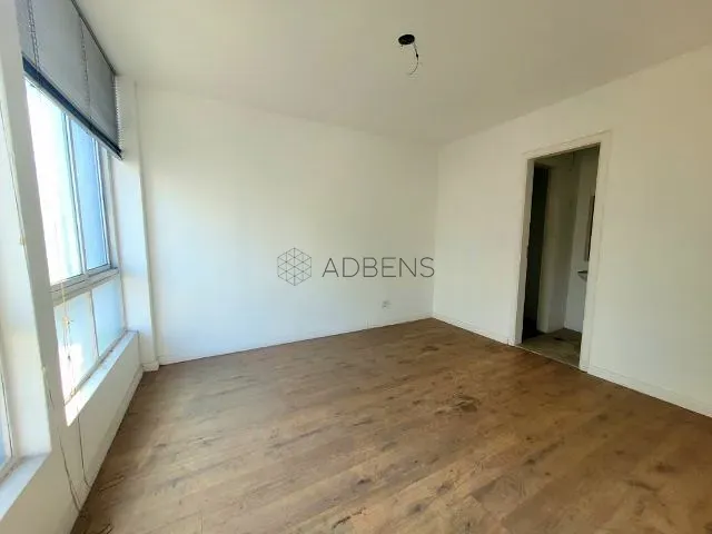 Conjunto comercial para alugar, no bairro Jardim Paulista em São Paulo