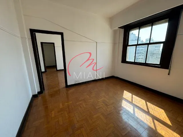 Conjunto comercial à venda ou para alugar, no bairro Bela Vista em São Paulo