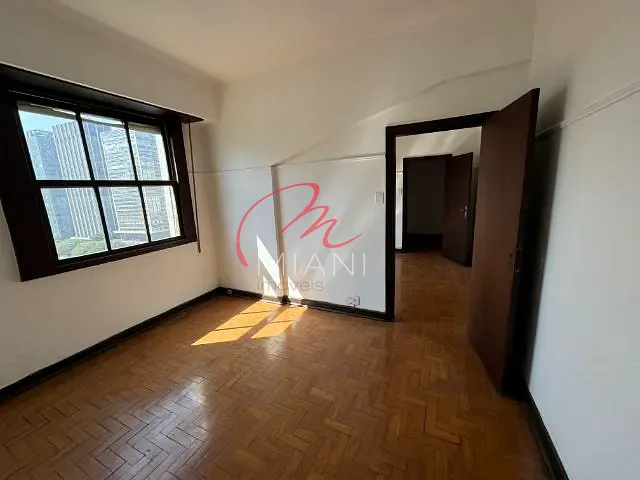 Conjunto comercial à venda ou para alugar, no bairro Bela Vista em São Paulo