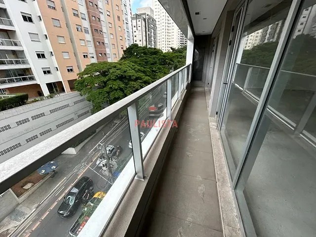 Conjunto comercial para alugar, no bairro Cerqueira César em São Paulo