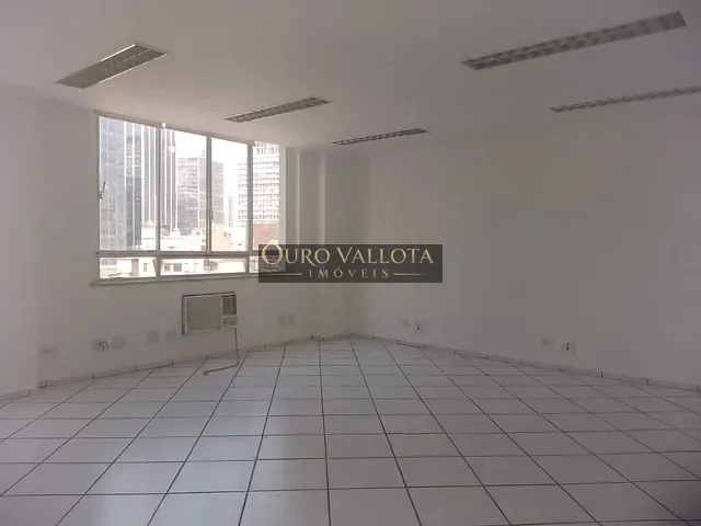 Conjunto comercial com 615m², à venda, no bairro Centro em São Paulo