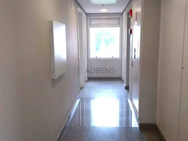 Conjunto comercial com 76m², para alugar, no bairro Liberdade em São Paulo