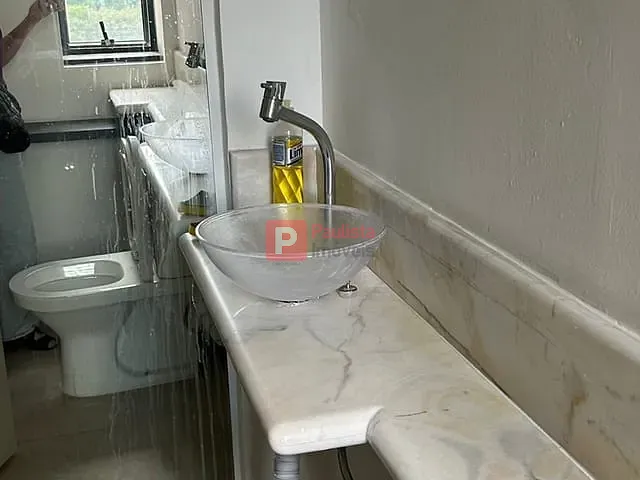 Conjunto comercial com 98m², à venda ou para alugar, no bairro Vila Olímpia em São Paulo