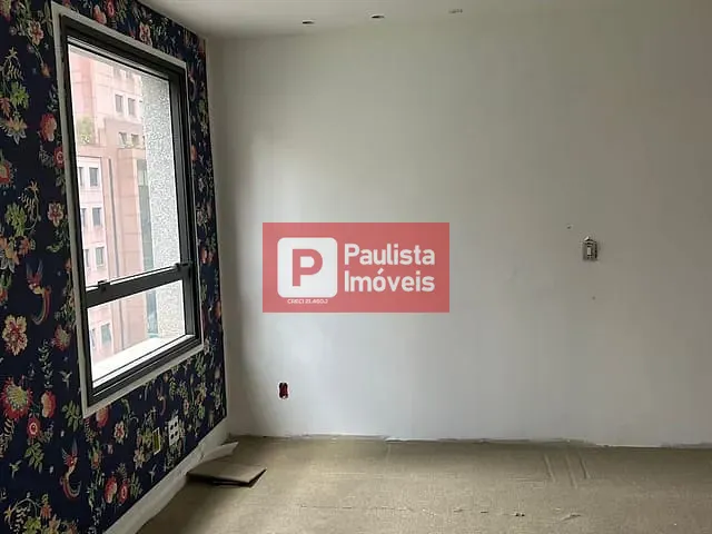 Conjunto comercial com 98m², à venda ou para alugar, no bairro Vila Olímpia em São Paulo