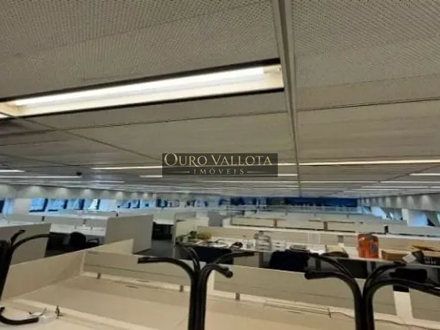 Conjunto comercial com 600m², à venda, no bairro Pinheiros em São Paulo