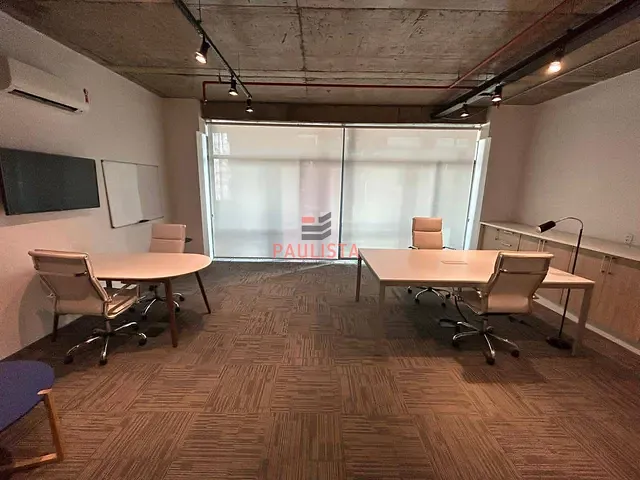 Conjunto comercial para alugar, no bairro Vila Olímpia em São Paulo