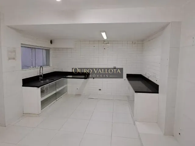 Conjunto comercial com 132m², para alugar, no bairro Vila Olímpia em São Paulo