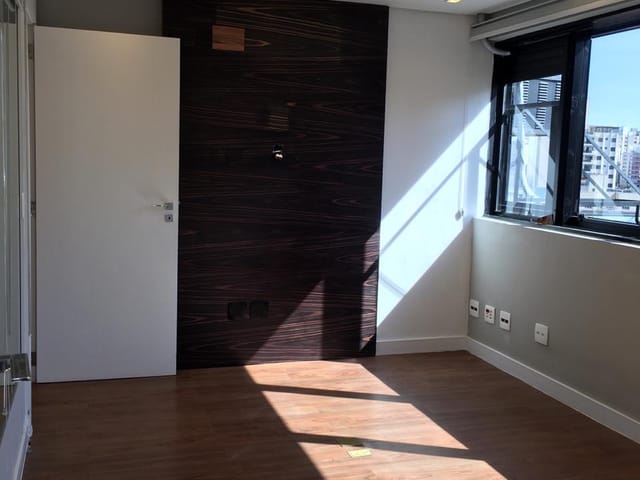Conjunto comercial com 45m², à venda, no bairro Vila Mariana em São Paulo