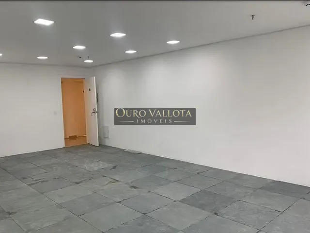 Conjunto comercial com 84m², para alugar, no bairro Alphaville Industrial em Barueri
