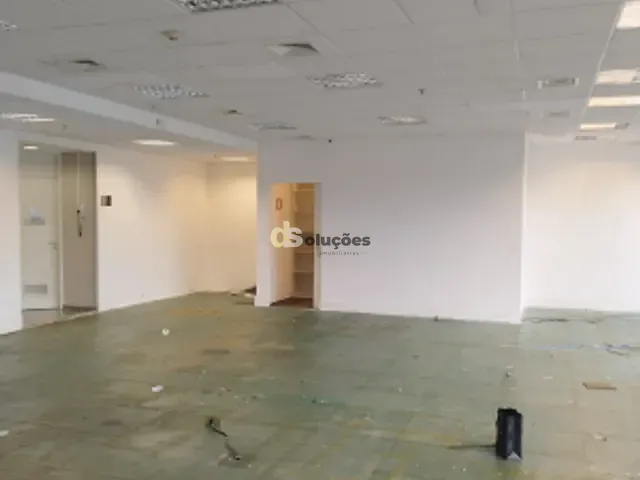 Conjunto comercial para alugar, no bairro Vila Olímpia em São Paulo