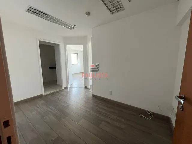 Conjunto comercial à venda ou para alugar, no bairro Saúde em São Paulo