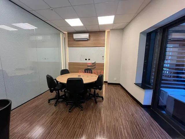 Conjunto comercial à venda, no bairro Vila Mariana em São Paulo