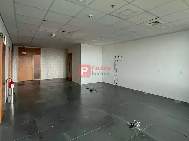 Conjunto comercial com 114m², para alugar, no bairro Brooklin Paulista em São Paulo
