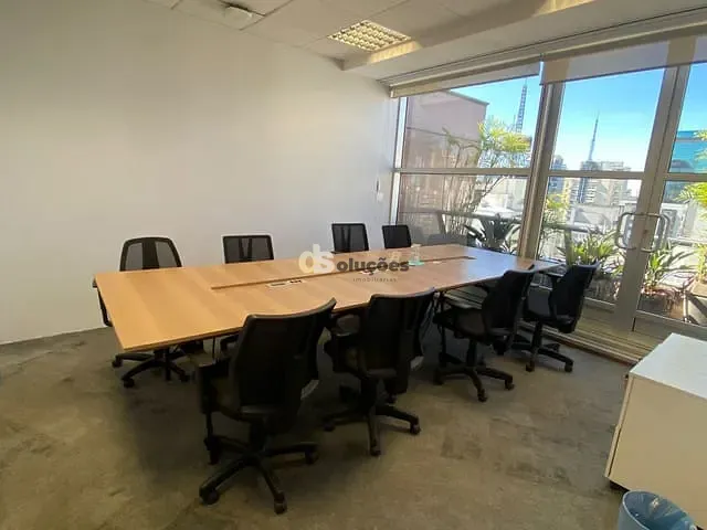 Conjunto comercial com 350m², para alugar, no bairro Cerqueira César em São Paulo