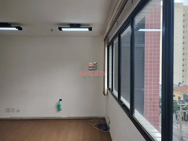 Conjunto comercial à venda, no bairro Vila Monte Alegre em São Paulo