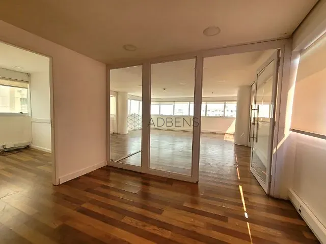 Conjunto comercial para alugar, no bairro Jardim Paulista em São Paulo