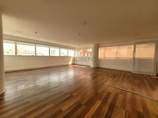 Conjunto comercial para alugar, no bairro Jardim Paulista em São Paulo