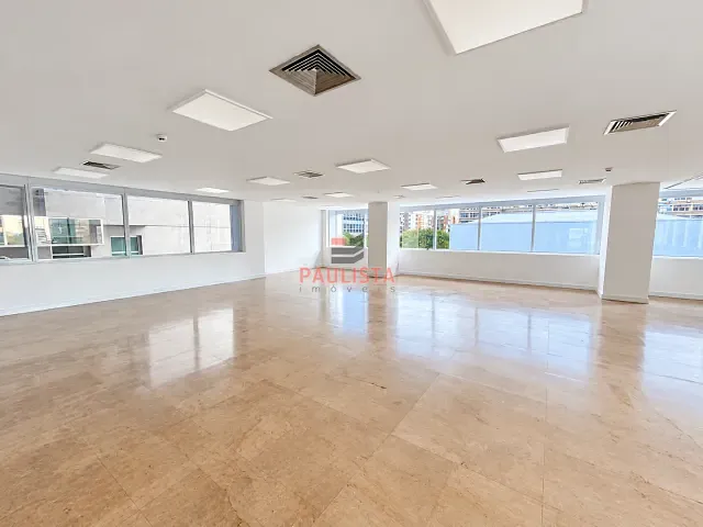 Conjunto comercial para alugar, no bairro Bela Vista em São Paulo