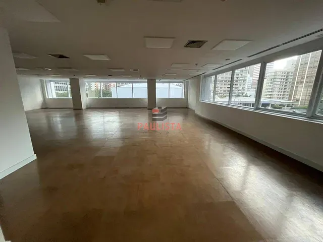 Conjunto comercial para alugar, no bairro Bela Vista em São Paulo