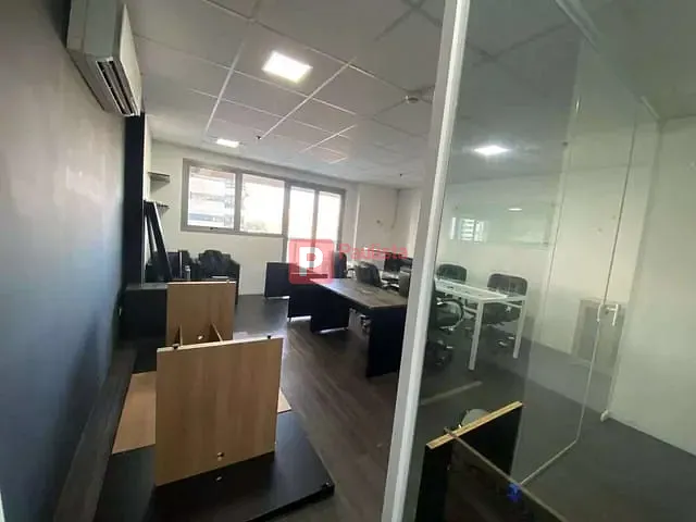 Conjunto comercial à venda, no bairro Santo Amaro em São Paulo