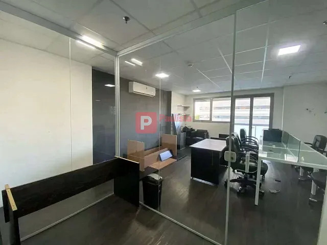 Conjunto comercial à venda, no bairro Santo Amaro em São Paulo