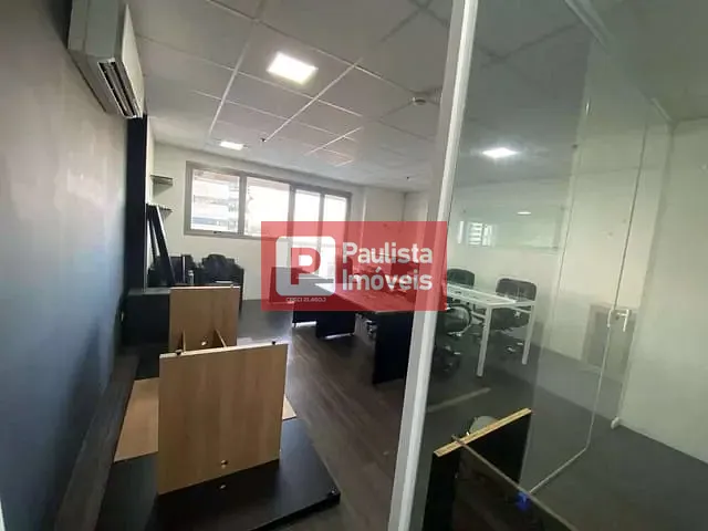 Conjunto comercial à venda, no bairro Santo Amaro em São Paulo